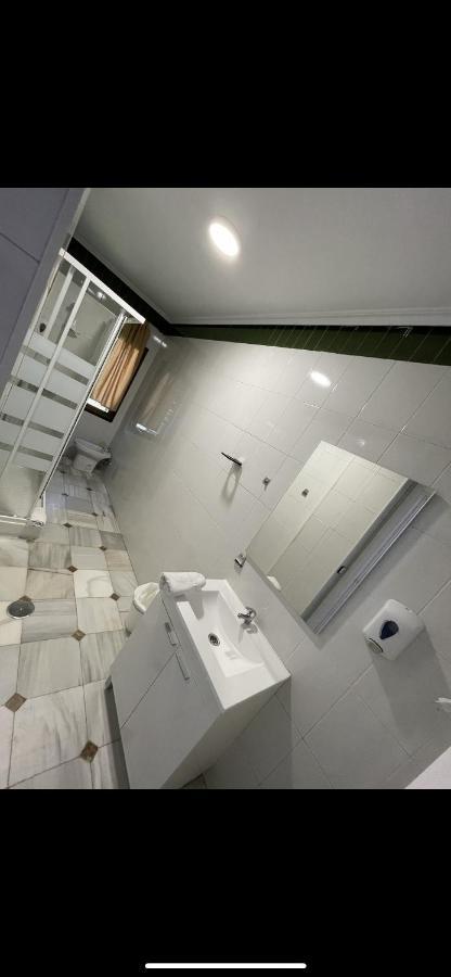 New Hortaleza Coliving Hotel Madrid Luaran gambar